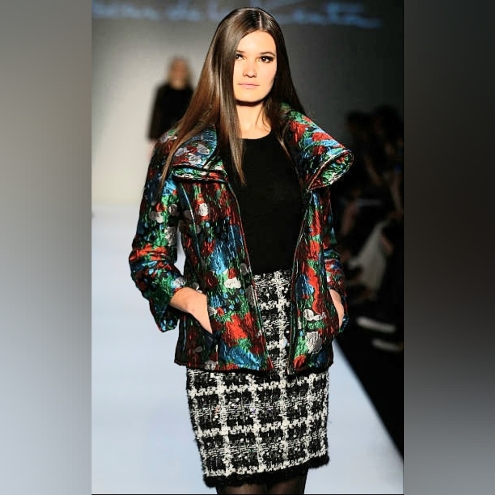 $4,000 OSCAR DE LA RENTA COUTURE FLORAL SILK BROCADE RUNWAY JACKER COAT US 10
